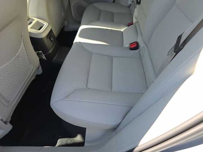 Volvo XC60 XC60 Core, T8 AWD Plug-in hybrid, Electric/Gasoline, Dark
