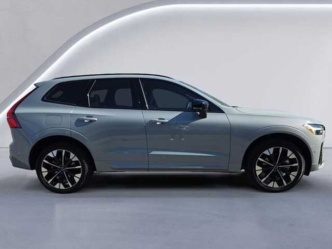 Volvo XC60 XC60 Plus, B5 AWD Gas (mild hybrid), Gasoline, Dark