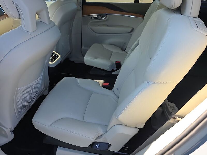 Volvo  XC90 Momentum, T6 AWD , 6 Seats