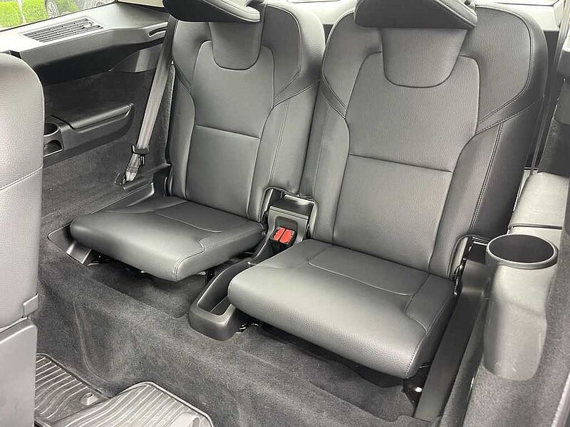 Volvo  XC90 Momentum, T6 AWD , 6 Seats