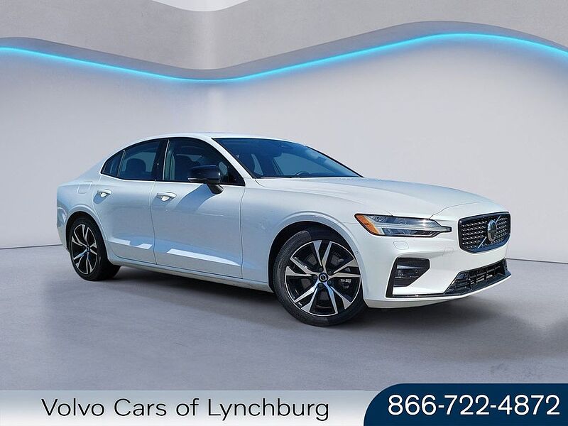 Volvo  S60 Plus, B5 AWD Gas (mild hybrid), Gasoline, Dark
