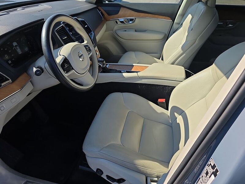 Volvo  XC90 Momentum, T6 AWD , 6 Seats