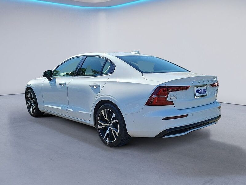 Volvo  S60 Plus, B5 AWD Gas (mild hybrid), Gasoline, Dark