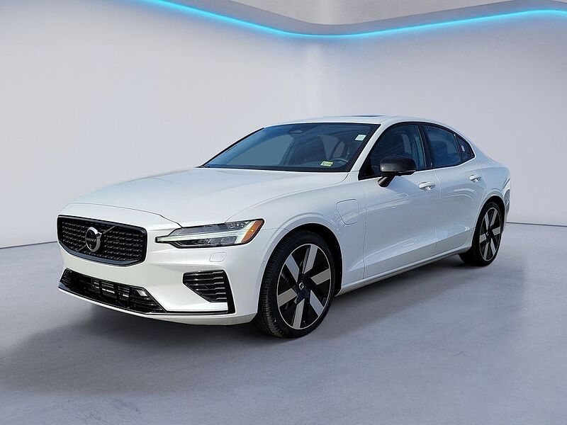Volvo  S60 Recharge Plus, T8 AWD Plug-in hybrid, Electric/Gasoline, Dark