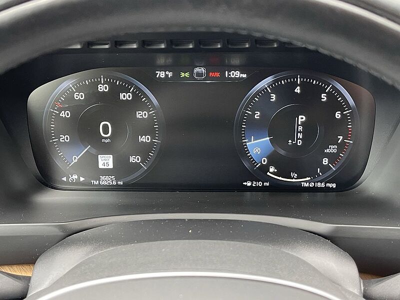 Volvo  XC90 Momentum, T6 AWD , 6 Seats