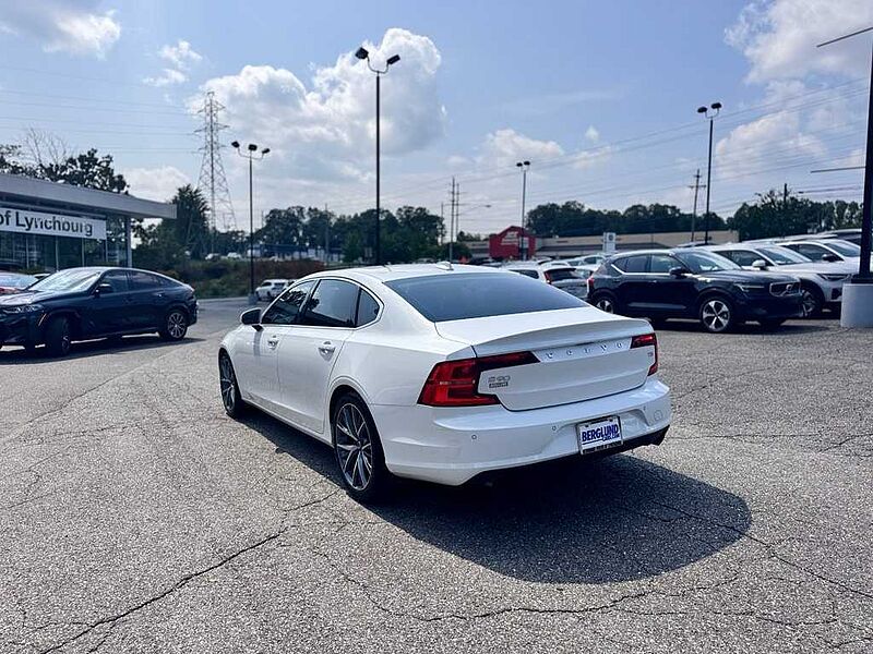 Volvo  S90 T5 FWD Momentum