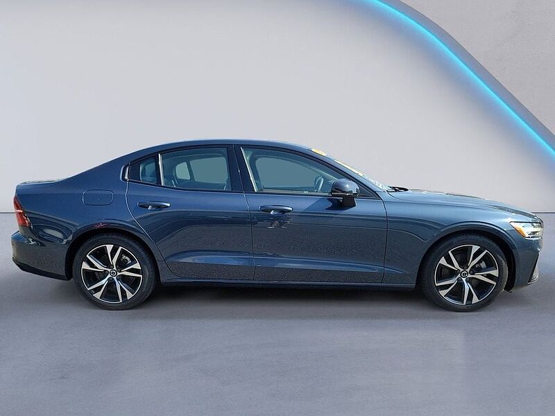 Volvo  S60 Core, B5 FWD Gas (mild hybrid), Gasoline, Dark