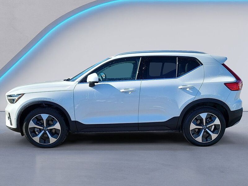 Volvo  XC40 Plus, B5 AWD Gas (mild hybrid), Gasoline, Bright