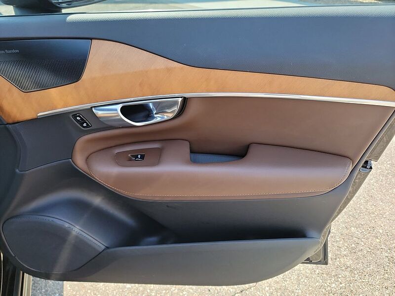 Volvo  XC90 Plus, B6 AWD , Mild Hybrid, Bright, 7 Seats
