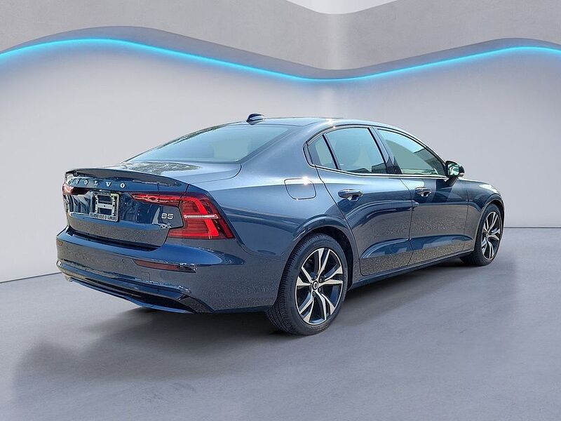 Volvo  S60 Core, B5 FWD Gas (mild hybrid), Gasoline, Dark