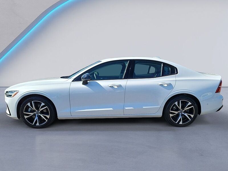 Volvo  S60 Plus, B5 AWD Gas (mild hybrid), Gasoline, Dark