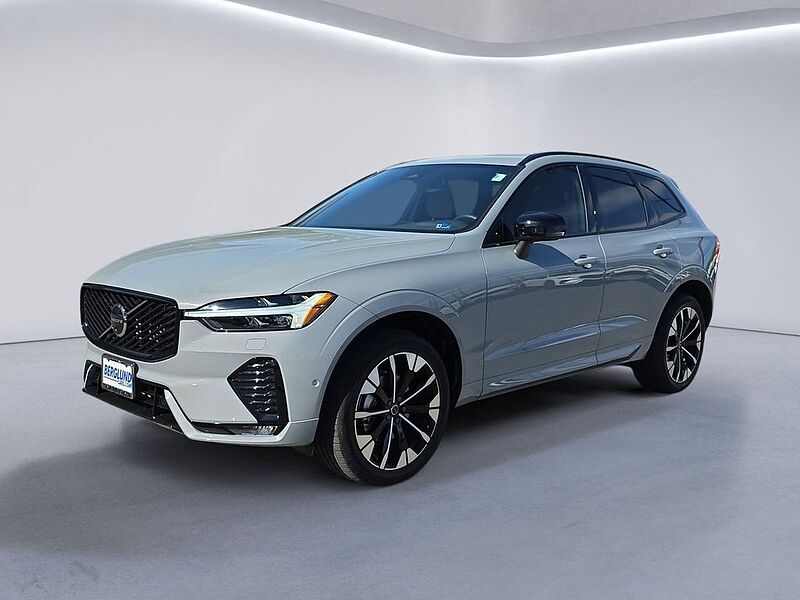 Volvo XC60 Plus, B5 AWD Gas (mild hybrid), Gasoline, Dark